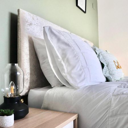 Stunning Apartment, Sleeps 4, Central London, 1 Bedroom, Zone 1, Kennington - Open For Business Stays, Long Stays And Families Relocating Buitenkant foto