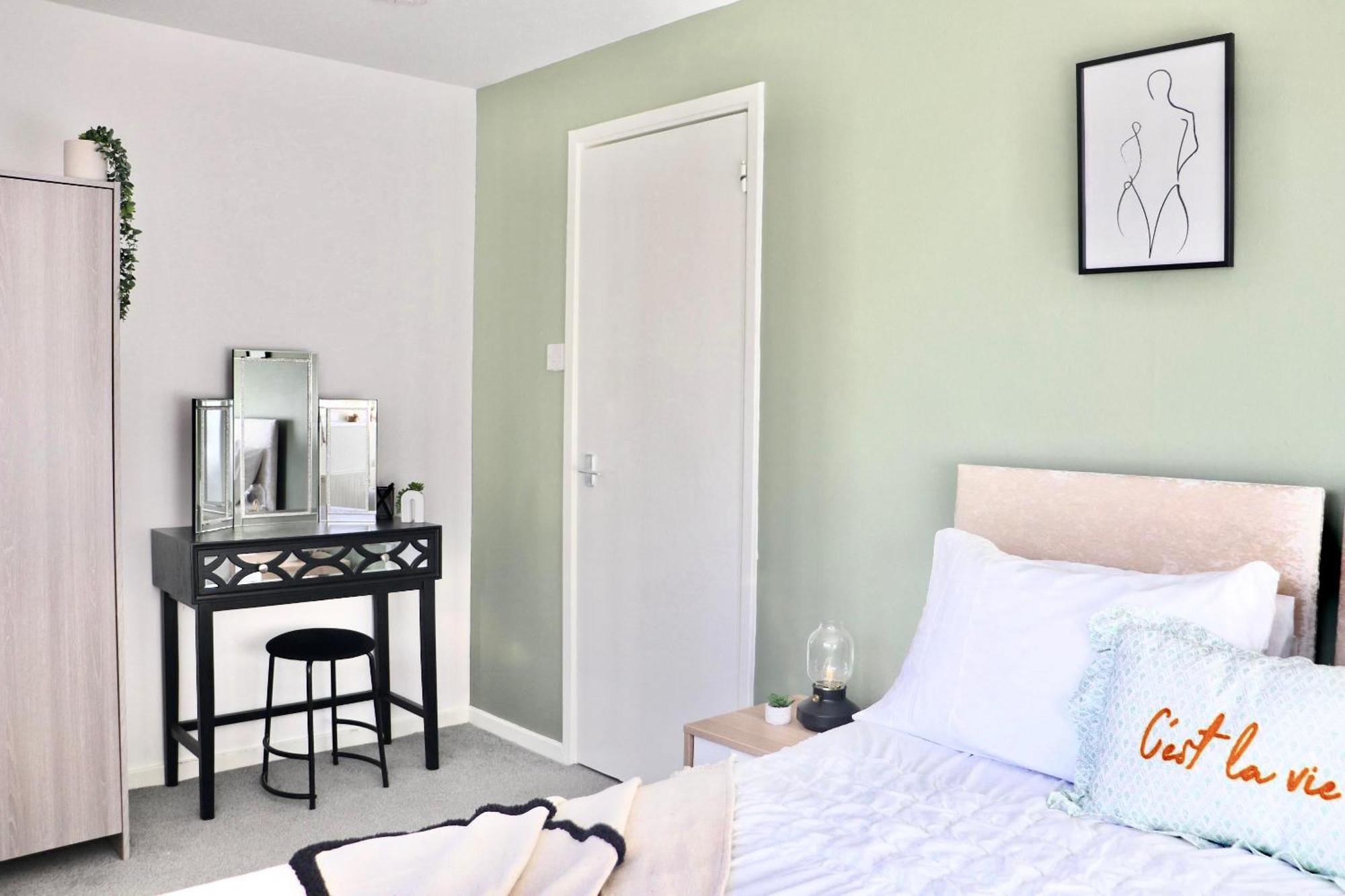Stunning Apartment, Sleeps 4, Central London, 1 Bedroom, Zone 1, Kennington - Open For Business Stays, Long Stays And Families Relocating Buitenkant foto